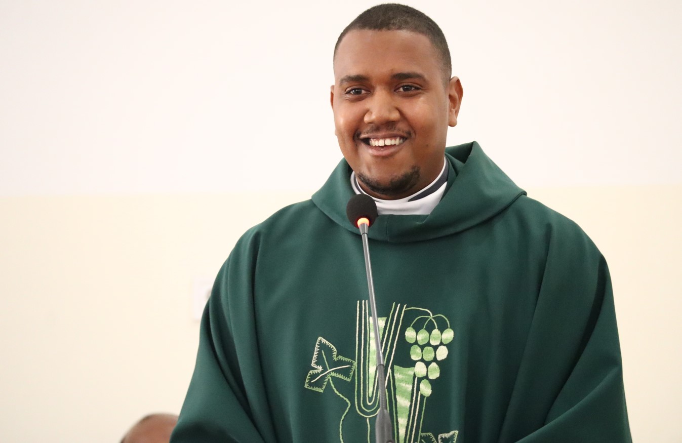 Paróquia de São José Celebra Tomada de Posse do Novo Pároco Pe. Bruno Varela