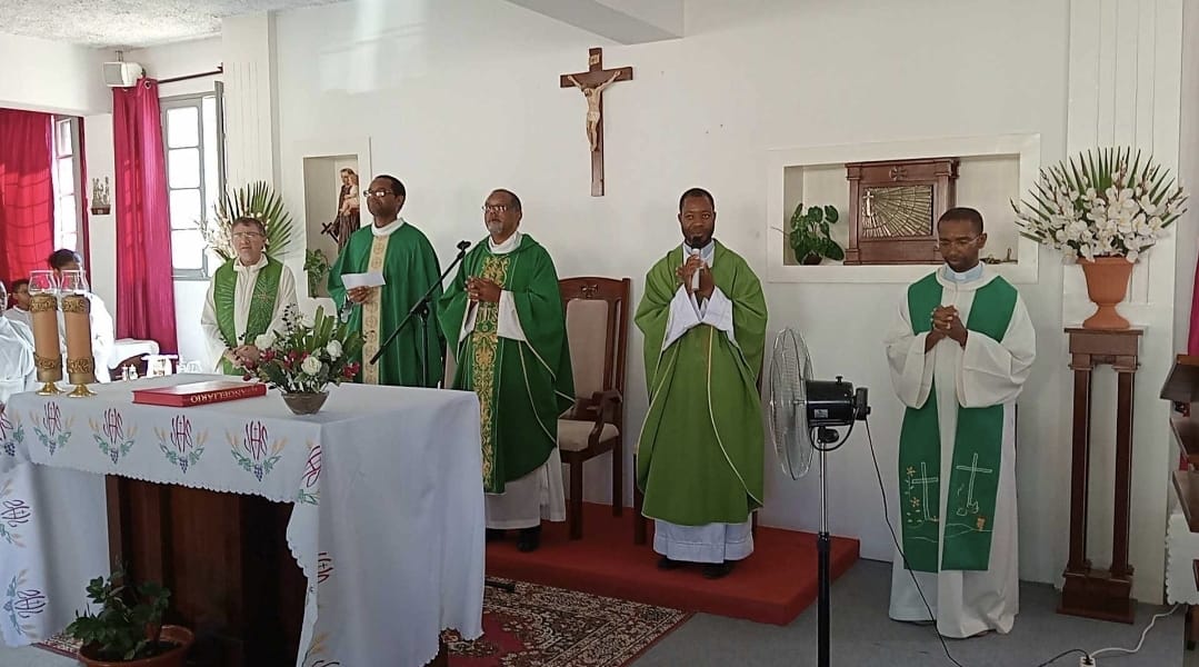 Pe. Filipe Kaminguengue assume Paróquia de Santo António na Diocese de Mindelo